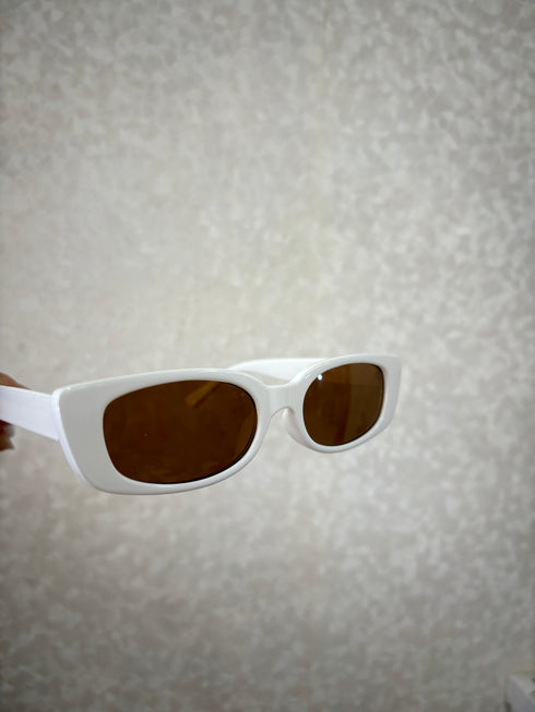 Vintage Fashionable Oval Shade Sunglasses